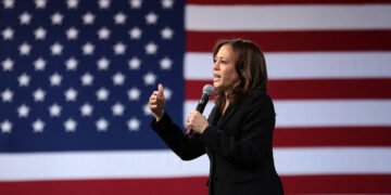 Kamala Harris photo by Gage Skidmore