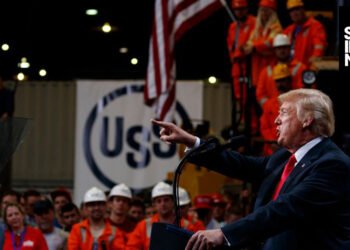 President Donald Trump speaks on trade at Granite City Works Steel Coil Warehouse, Thursday, July 26, 2018, Granite City, Ill. (AP Photo/Evan Vucci)